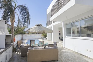 Villa, 3 Bedrooms, Private Pool, Garden View | Property grounds - Protaras Pearl Villa Pe17 (Paralimni)