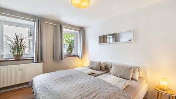1 quarto, Wi-Fi de cortesia, roupa de cama
