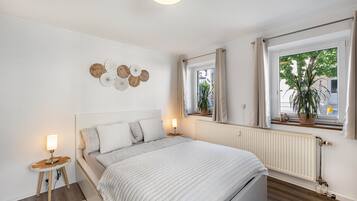 1 quarto, Wi-Fi de cortesia, roupa de cama