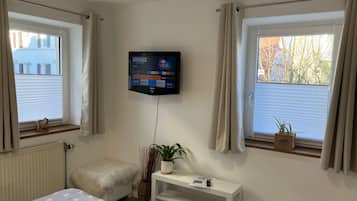 1 camera, Wi-Fi gratuito, lenzuola