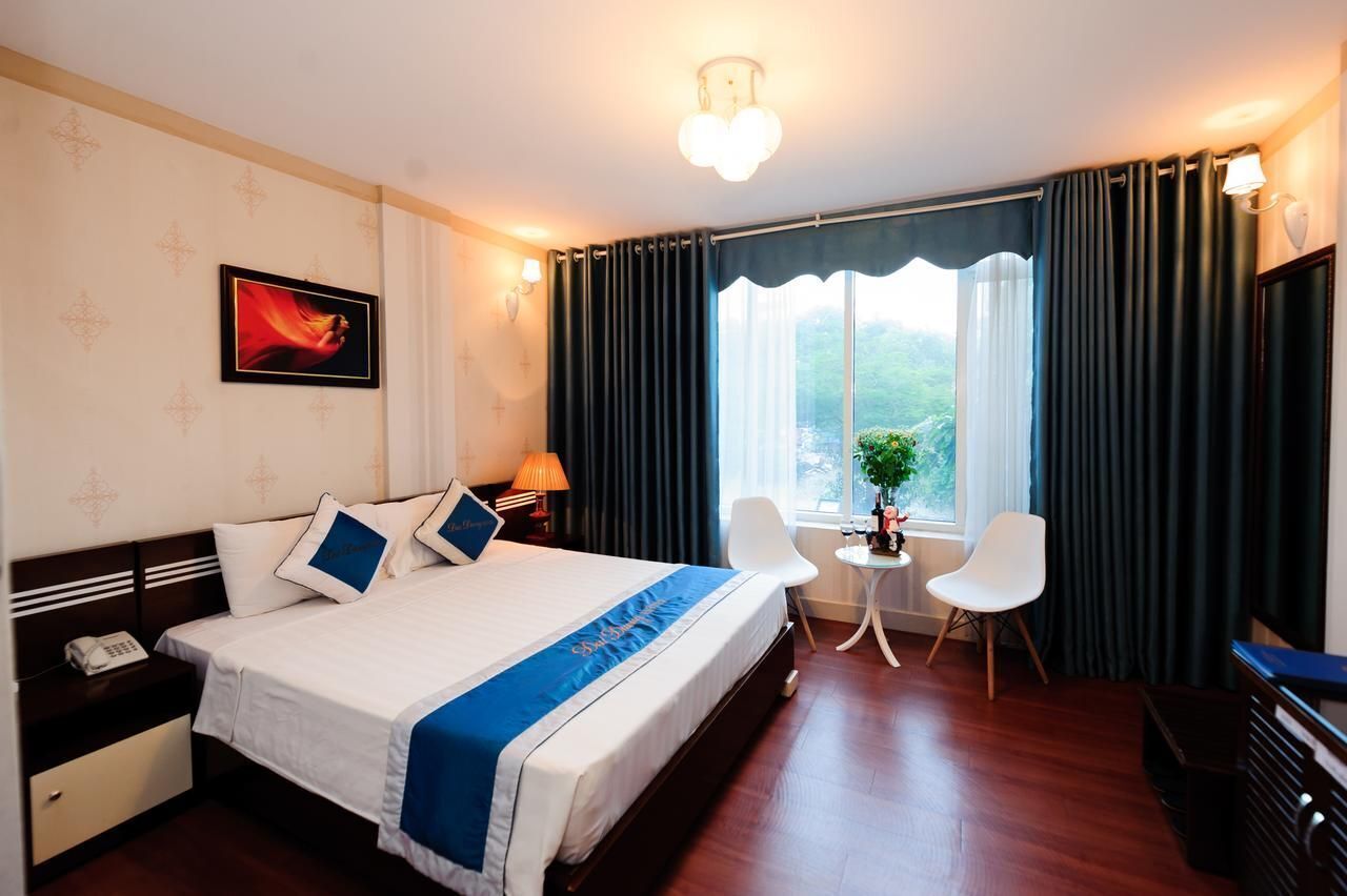 Deluxe Double Room, 1 Queen Bed | Free WiFi, bed sheets