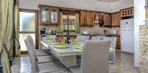 Unclassified image, 5 of 81, button - Fabulous Villa In Coral Bay Near Beach, Amenities (Peyia)