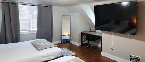 4 habitaciones, escritorio, wifi y ropa de cama