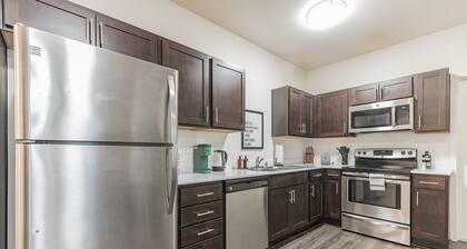 Modern Apartment With Upgraded Amenities Near CSU