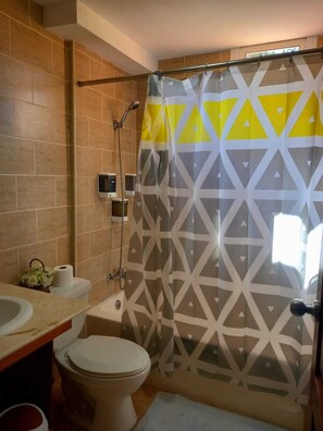 Apartment, 2 Bedrooms, Accessible, Smoking | Bathroom - Las Brisas, Juan Dolio, 3br, 2 Pools, Jacuzzi, Beach, Golf, 7 Sleeps (Guayacanes)