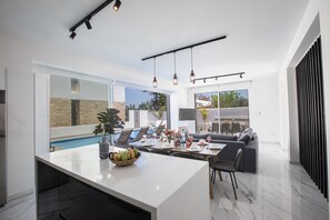 Dining - Protaras Vie Bleu Villa Vb5 (Paralimni)