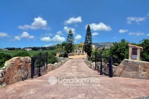 Villa, 5 habitaciones, para fumadores, alberca privada | Áreas de la propiedad