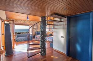 Vila, 4 quartos, piscina particular, vista para o jardim | Parte interna