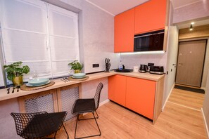 Apartment, 1 Schlafzimmer, barrierefrei, Stadtblick | Eigene Küche