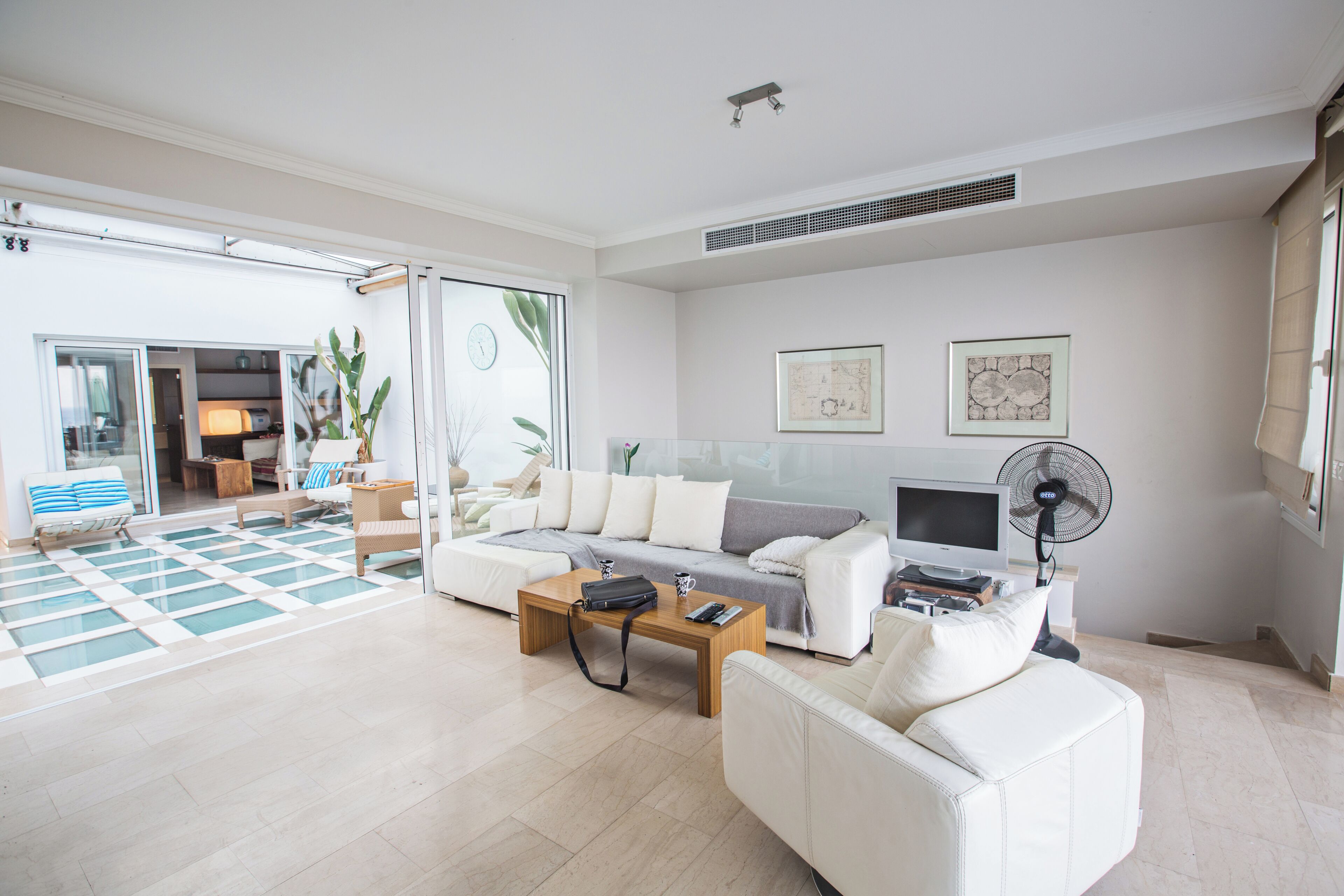 Villa, 5 Bedrooms, Private Pool, Garden View | Living area