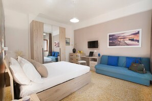 Apartment, 3 Bedrooms, Accessible, Balcony | 3 bedrooms - Bb Mhal Kitaall Rooms With Kitchen (Sorrento)