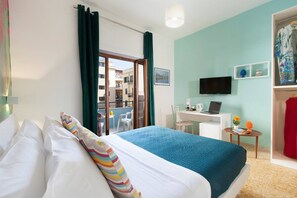 Apartment, 3 Bedrooms, Accessible, Balcony | 3 bedrooms - Bb Mhal Kitaall Rooms With Kitchen (Sorrento)