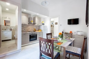 Apartamento, 3 quartos, acessível, sacada | Cozinha privada