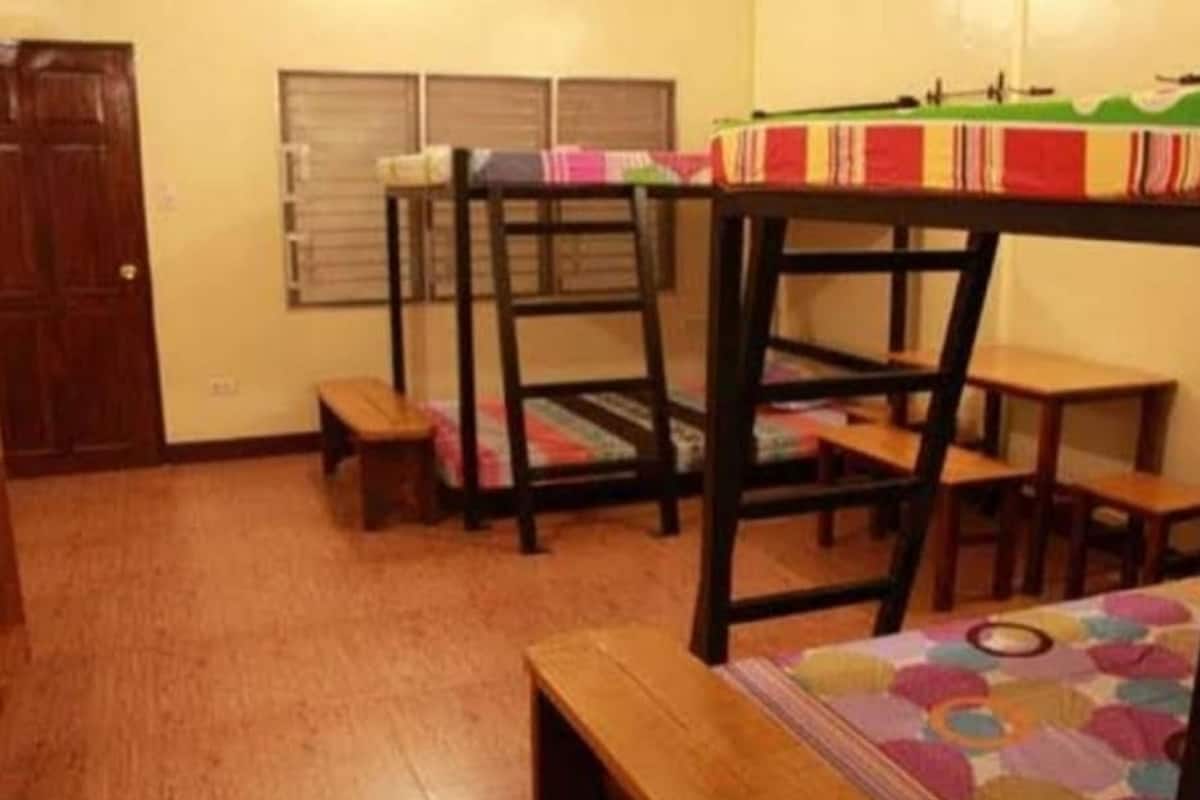 Phòng tập thể, phòng tập thể nam và nữ (8-Bed) | Bộ trải giường