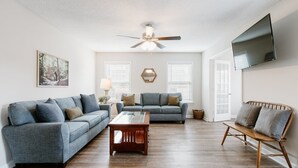 House (Carver St, 100) | Exterior - Carver St, 100 (Greenville)