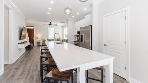 Unclassified image, 5 of 45, button - The Hub Home (Greenville)