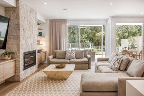 Smart TV, fireplace, table tennis, books