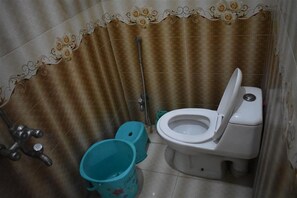 Bathroom - Marwa Hotel and Restaurant (Abbottabad)