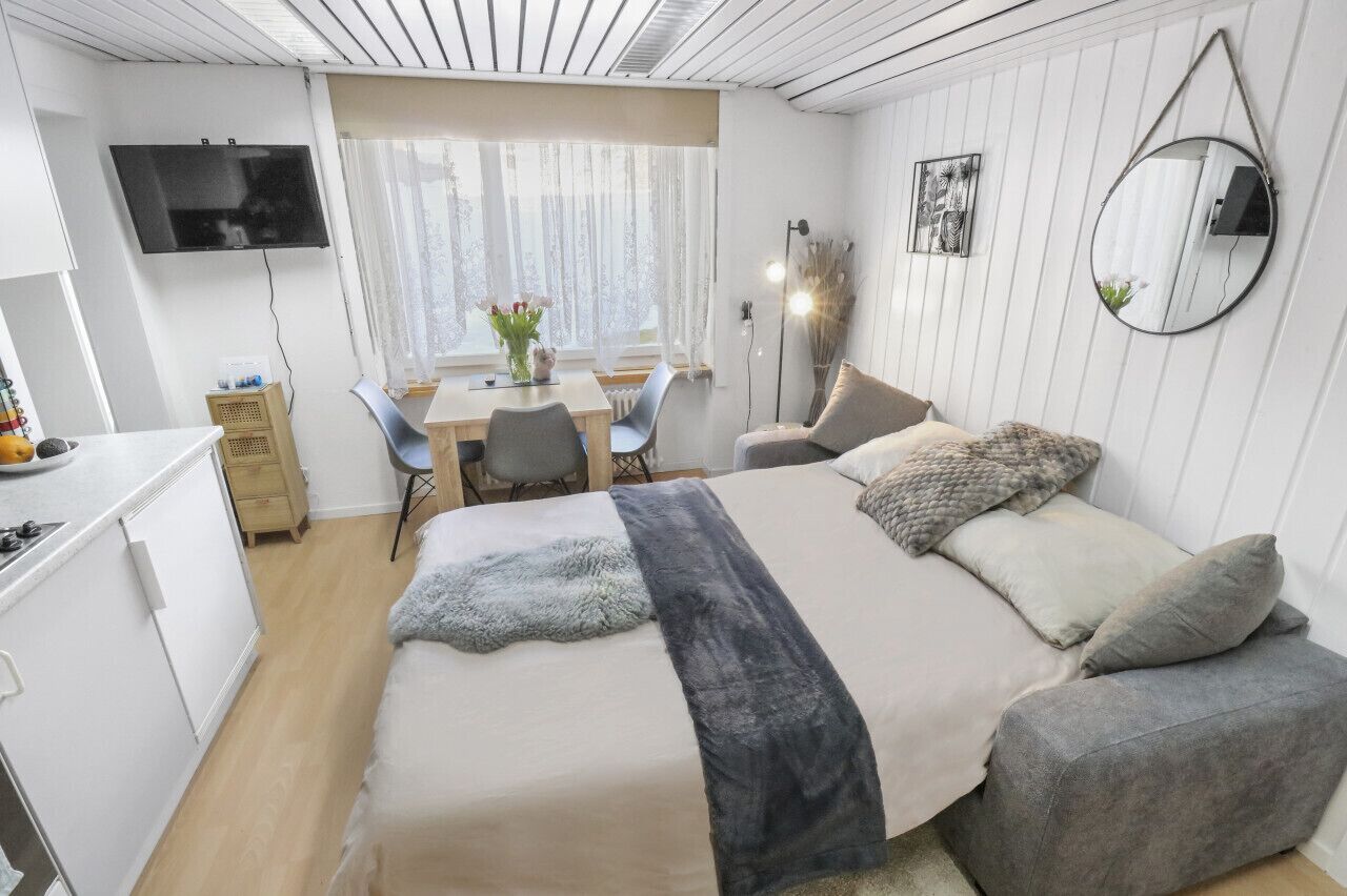 Desk, iron/ironing board, free WiFi, bed sheets