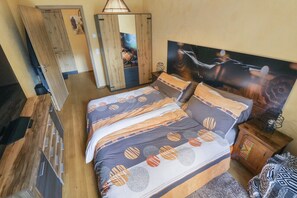 1 quarto, ferros/tábuas de passar roupa, Wi-Fi de cortesia