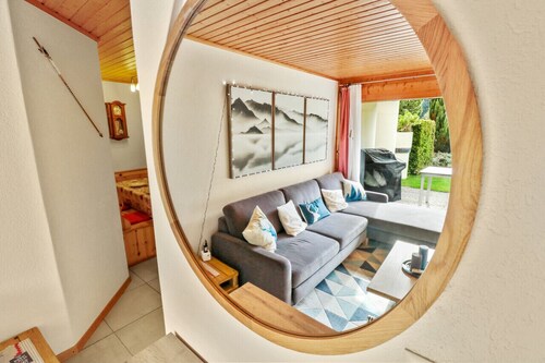 Superb apartment with free covered parking