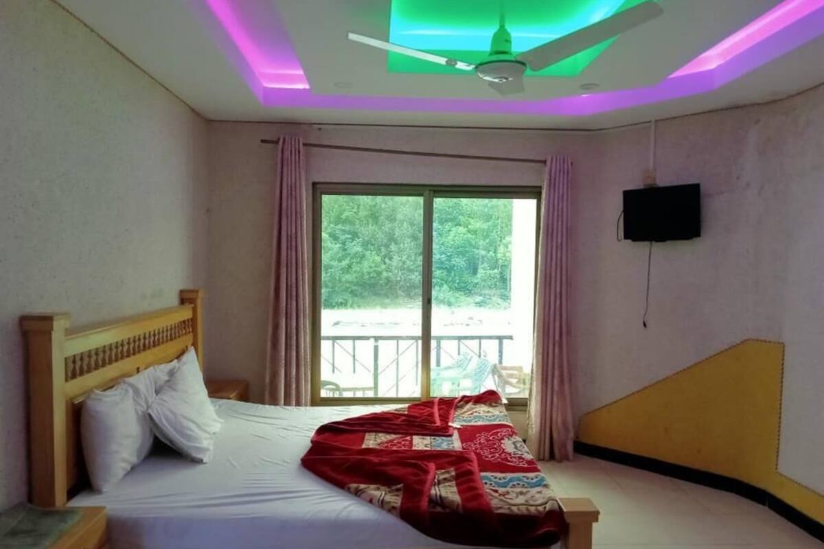 Phòng Deluxe | Bàn ủi/dụng cụ ủi quần áo 