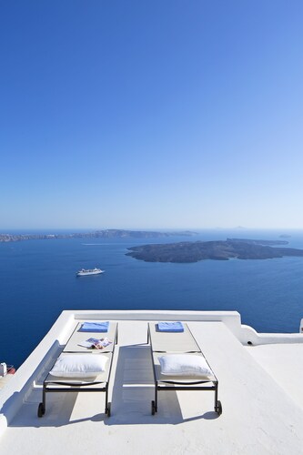 3 bedroom villa with amazing views and plunge pool