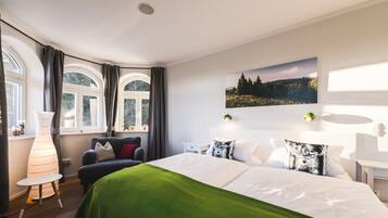 2 Schlafzimmer, Schreibtisch, Reisekinderbett, WLAN