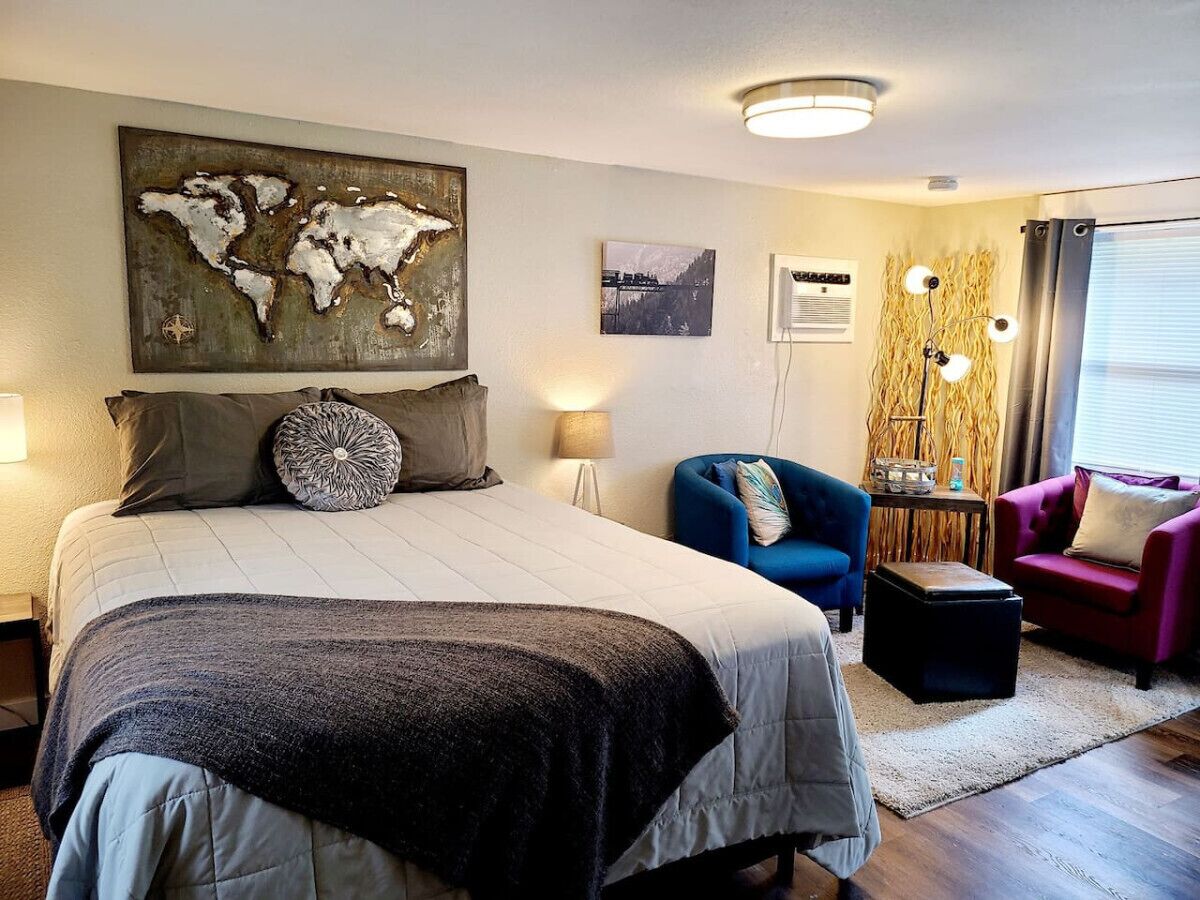 Desk, iron/ironing board, travel crib, free WiFi