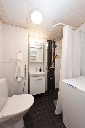 Douche, sèche-cheveux, bidet
