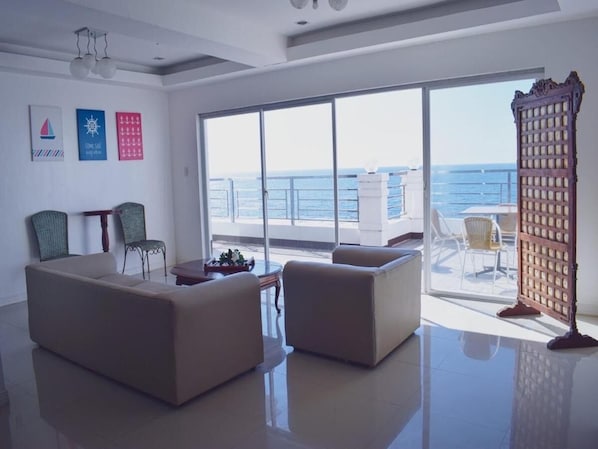 Family Studio Suite