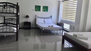 Family Studio Suite - OYO 921 Sorrento Hotel And Resort (Tandag)