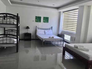 Bed sheets - OYO 921 Sorrento Hotel And Resort (Tandag)