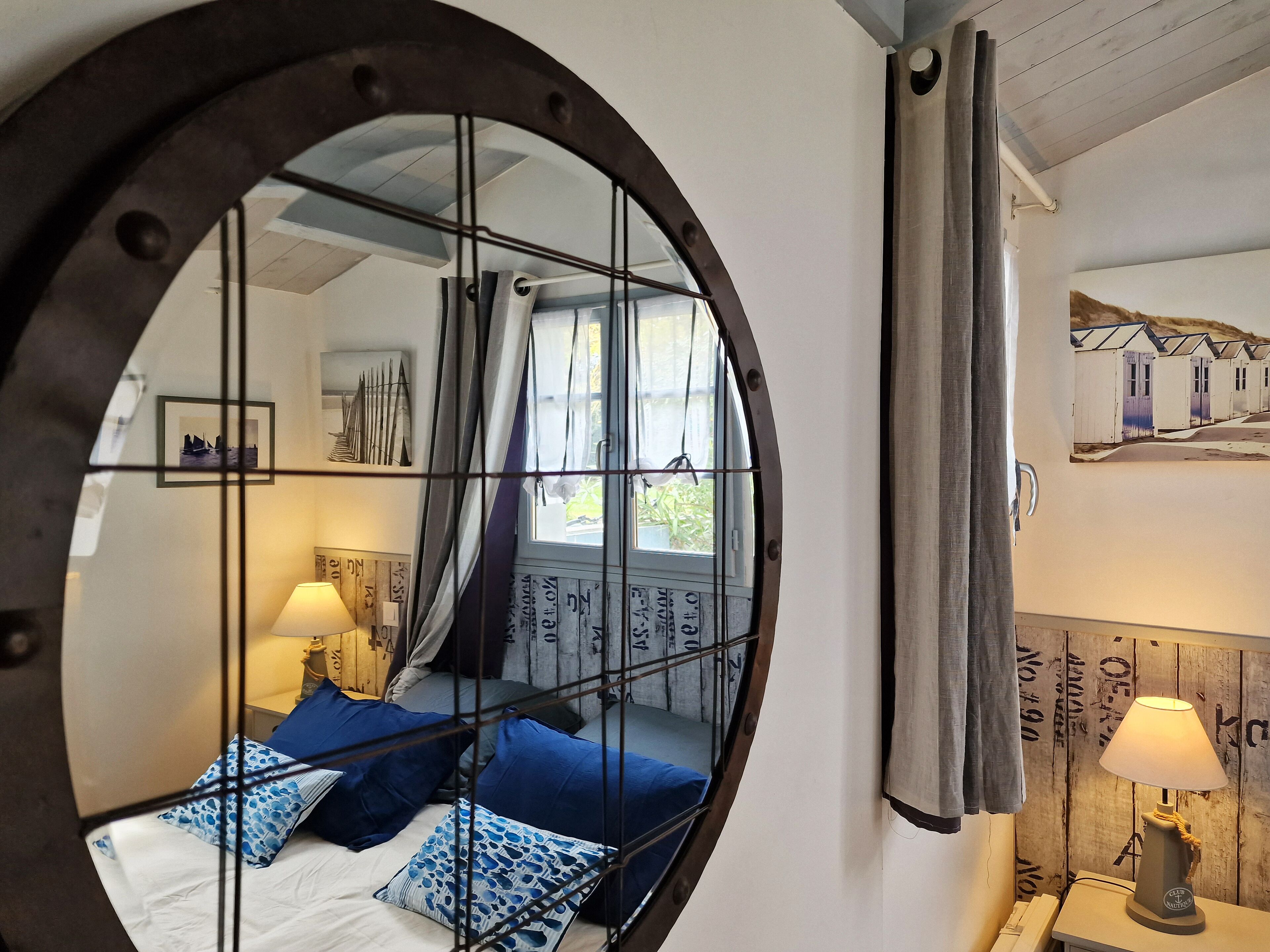 4 chambres, fer et planche à repasser, lit parapluie, Wi-Fi gratuit