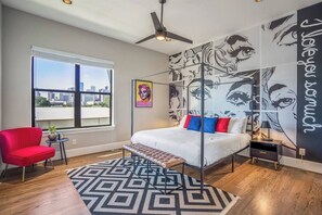 4 habitaciones, tabla de planchar con plancha y wifi 