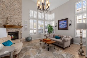 Smart TV, fireplace, DVD player