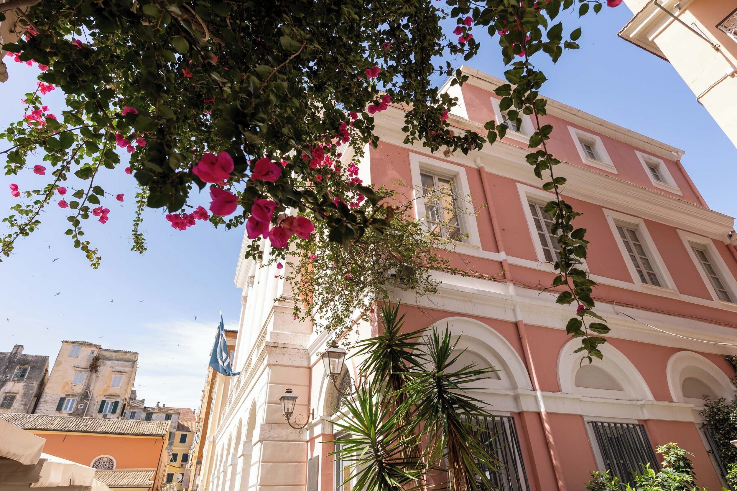 ดีลักซ์อพาร์ทเมนท์ | วิวเมือง