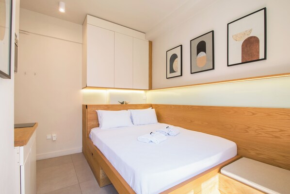 Classic Studio | Soundproofing, iron/ironing board, free WiFi - Pinia Residences by Corfuescapes (Corfu)