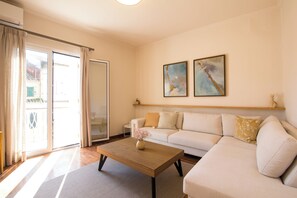 Deluxe Apartment | Interior