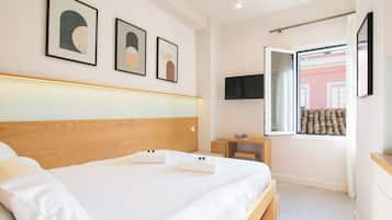 Klassieke studio | Geluiddichte muren, een strijkplank/strijkijzer, gratis wifi