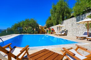Villa | 3 bedrooms - Vista Mare Ilios in Nisaki (Corfu)