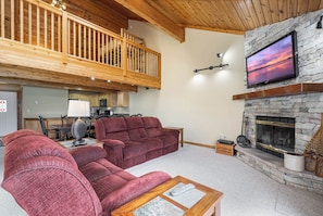 Studio (3 Bedrooms) | Property amenity