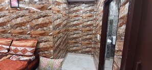 Studio, 1 Bedroom, Smoking, Balcony