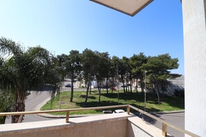 Casa, 2 camere da letto, balcone, vista giardino | Esterni
