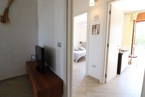 Casa, 2 camere da letto, balcone, vista giardino | Servizio della camera