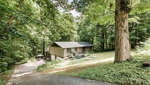 Exterior - 24 Riverview Dr (Greenville)