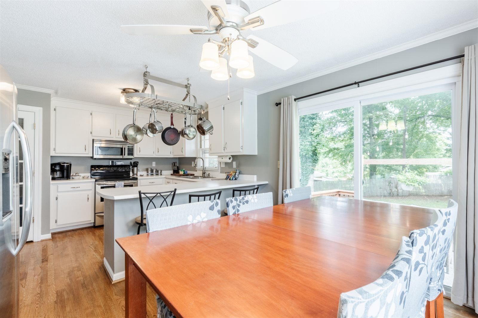 Rumah (103 Kathryan Ct.) | Eksterior