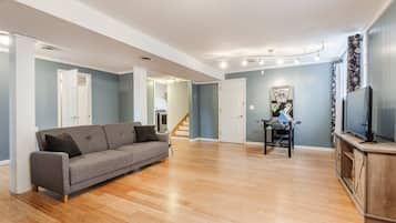 House (103 Kathryan Ct.) | Exterior