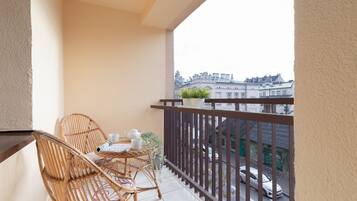 Apartment, 2 Bedrooms, Balcony | Balcony
