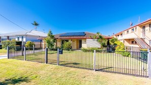 Exterior - Family Holiday Fun, Right Here (BONGAREE)